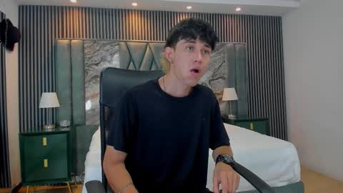 Michael online show from 24, 10, 2025