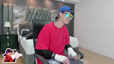 Michael online show from 31, 10, 2025