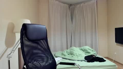 Snapshot of michael_birkin chatting on 6, 1, 2025 Michael Birkin online show from 6, 1, 2025