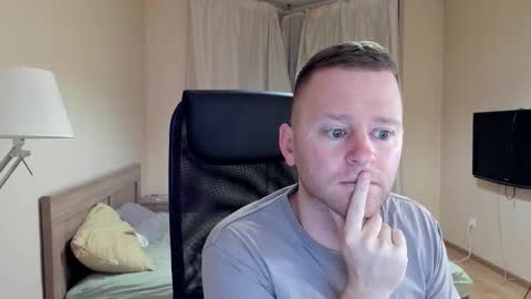 Snapshot of michael_birkin chatting on 19, 10, 2025 Michael Birkin online show from 19, 10, 2025