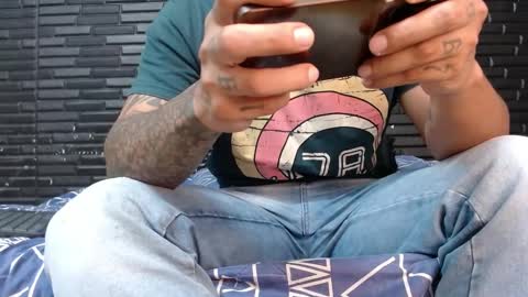 Michael Daviss online show from 19, 2, 2025