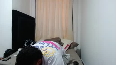 Snapshot of michael_daviss1 chatting on 14, 6, 2026 Michael Daviss online show from 14, 6, 2026