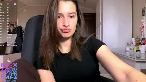 Snapshot of michael_pors chatting on 21, 4, 2026 Emily online show from 21, 4, 2026