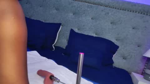 Michel online show from 5, 3, 2025