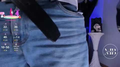 Snapshot of michaelbear_ chatting on 26, 10, 2025 Michael online show from 26, 10, 2025