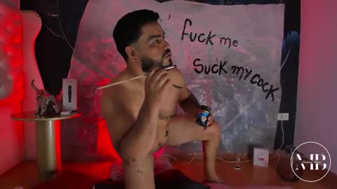 Snapshot of michaelbear_ chatting on 22, 11, 2025 Michael online show from 22, 11, 2025