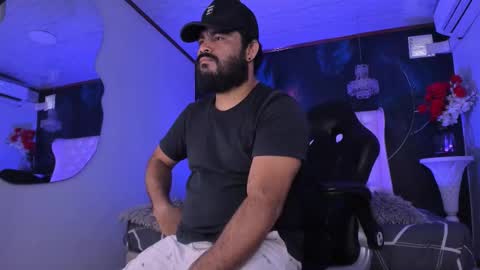 Snapshot of michaelbear_ chatting on 17, 2, 2026 Michael online show from 17, 2, 2026