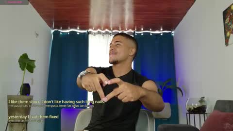 Snapshot of michel_g22 chatting on 18, 10, 2025 michel g22 online show from 18, 10, 2025