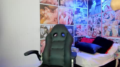 Snapshot of michel_lopez18 chatting on 2, 2, 2025 michel_lopez18 online show from 2, 2, 2025