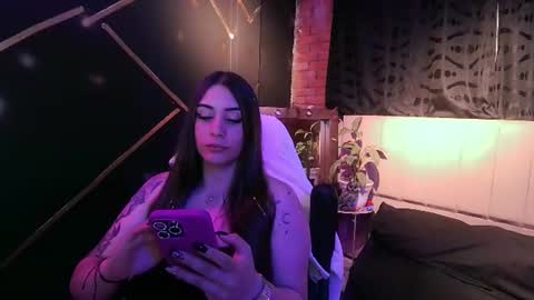 Snapshot of michell_h chatting on 24, 6, 2026 Nani online show from 24, 6, 2026