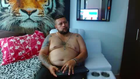 michell_myers online show from 27, 1, 2025