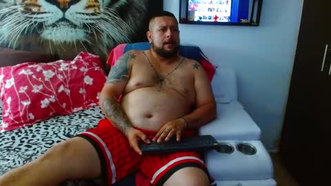 michell_myers online show from 28, 1, 2025