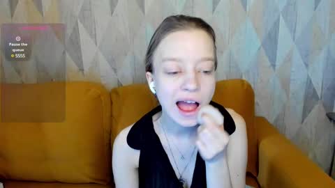 michelle_blond online show from 20, 2, 2025