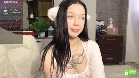 Michelle online show from 2, 3, 2025