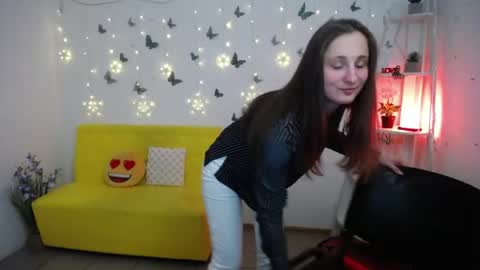 Snapshot of michellee11 chatting on 1, 5, 2026 Michel online show from 1, 5, 2026