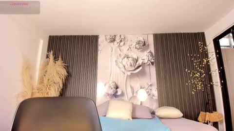 Snapshot of michellepreston_ chatting on 25, 2, 2026 michellepreston_ online show from 25, 2, 2026