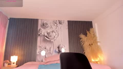 Snapshot of michellepreston_ chatting on 19, 4, 2026 michellepreston_ online show from 19, 4, 2026
