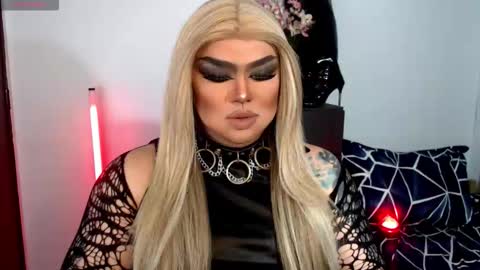 Michelle online show from 12, 11, 2025