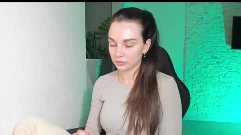 Snapshot of michelliibeautiful chatting on 14, 10, 2025 Michellee online show from 14, 10, 2025