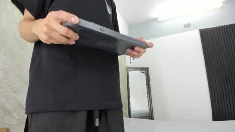 Snapshot of mick_lollipopp chatting on 28, 4, 2026 mick_lollipopp online show from 28, 4, 2026