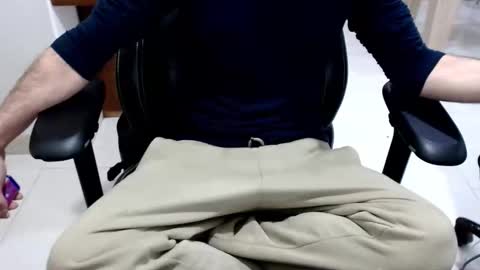 microfama00 online show from 11, 1, 2026