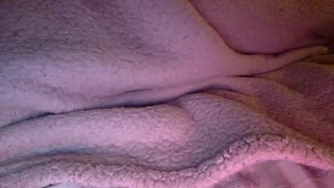 Snapshot of midiin chatting on 28, 9, 2025 midiin online show from 28, 9, 2025