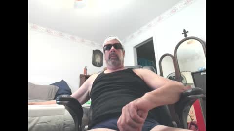 Snapshot of midlife_nowife321 chatting on 16, 11, 2025 midlife_nowife321 online show from 16, 11, 2025