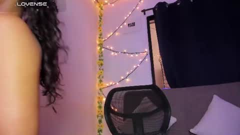 Snapshot of midnight_vk chatting on 6, 7, 2026 VanyaKlaus online show from 6, 7, 2026