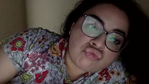 midnightbruja111 online show from 17, 2, 2026