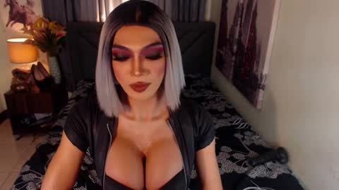 Snapshot of midnightscentxx chatting on 13, 1, 2025 KATE online show from 13, 1, 2025