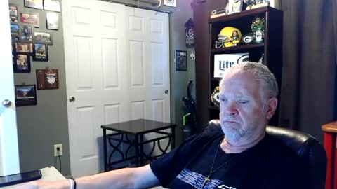 Snapshot of midwestdad09 chatting on 20, 7, 2026 midwestdad09 online show from 20, 7, 2026