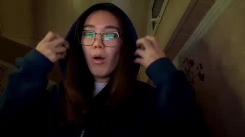 Snapshot of migdaliafenlon chatting on 7, 11, 2025 Nova online show from 7, 11, 2025