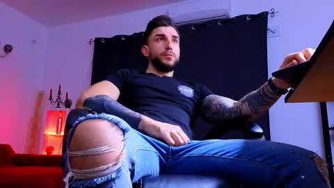 Snapshot of mightyaaron chatting on 8, 1, 2026 MightyAaron online show from 8, 1, 2026