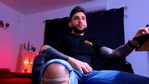 Snapshot of mightyaaron chatting on 3, 2, 2026 MightyAaron online show from 3, 2, 2026