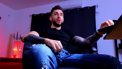 Snapshot of mightyaaron chatting on 6, 2, 2026 MightyAaron online show from 6, 2, 2026