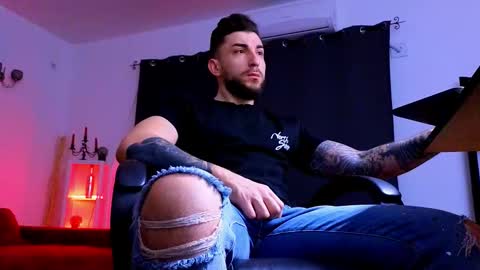 Snapshot of mightyaaron chatting on 9, 2, 2026 MightyAaron online show from 9, 2, 2026