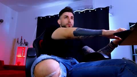 Snapshot of mightyaaron chatting on 20, 2, 2026 MightyAaron online show from 20, 2, 2026