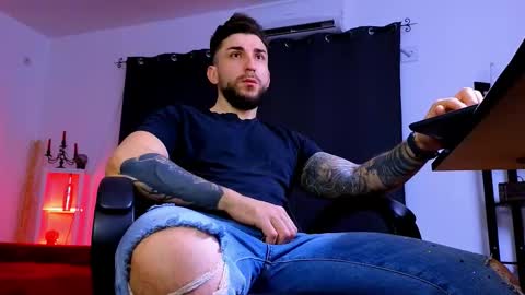 Snapshot of mightyaaron chatting on 24, 2, 2026 MightyAaron online show from 24, 2, 2026