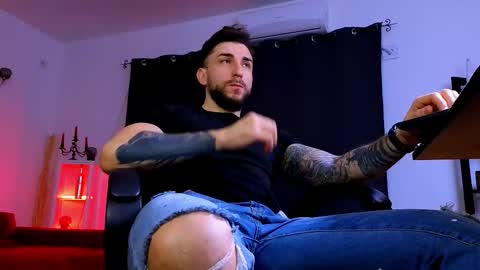 Snapshot of mightyaaron chatting on 26, 2, 2026 MightyAaron online show from 26, 2, 2026