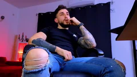 Snapshot of mightyaaron chatting on 27, 2, 2026 MightyAaron online show from 27, 2, 2026