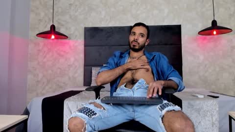 miguelsanfrancisco online show from 17, 9, 2025