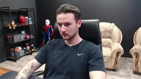 Misha Winchester online show from 5, 4, 2026