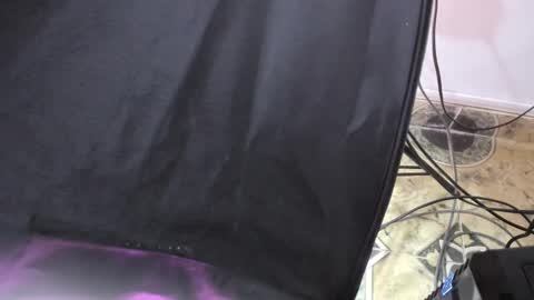 Mia online show from 1, 3, 2025