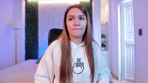 Miia 3 online show from 3, 10, 2025