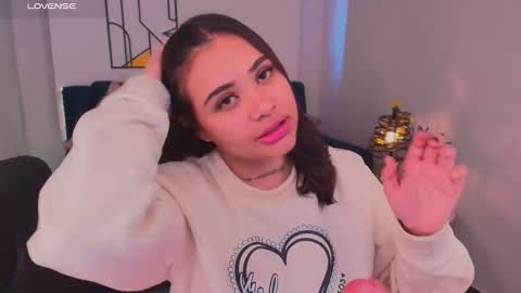 Snapshot of miiaa7_ chatting on 24, 10, 2025 Ma is my name I invite you to check out my wish list for my birthday online show from 24, 10, 2025