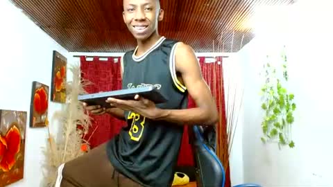 milo online show from 18, 3, 2026