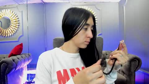 miilu  online show from 13, 2, 2025