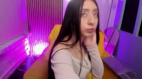 miilu  online show from 27, 3, 2026