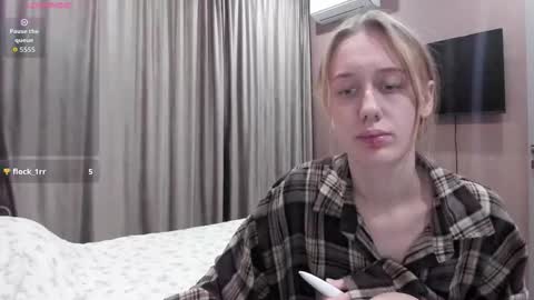 Mika online show from 2, 12, 2025