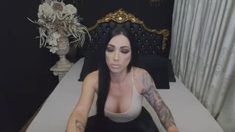 Mikaela online show from 22, 2, 2026